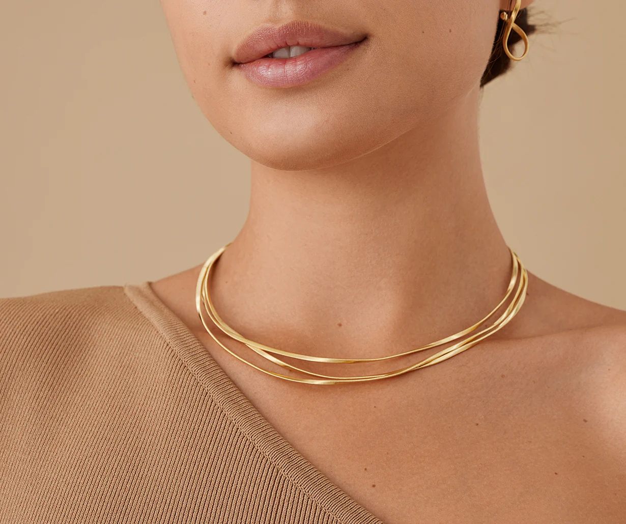 Marrakech Dreireihige Halskette aus Gelbgold CG848__Y_01