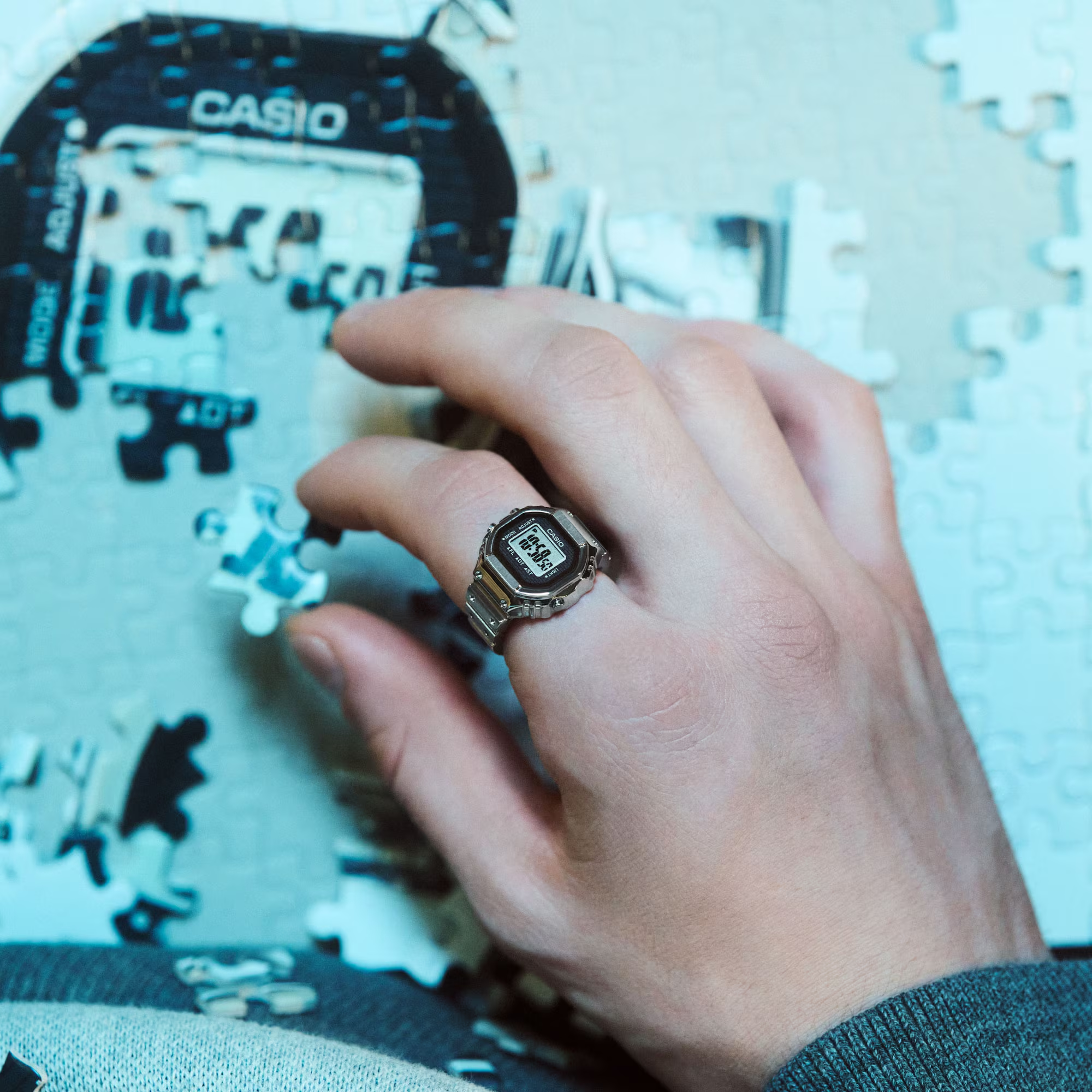 Casio Mini-Ringuhr CRW-001-1ER